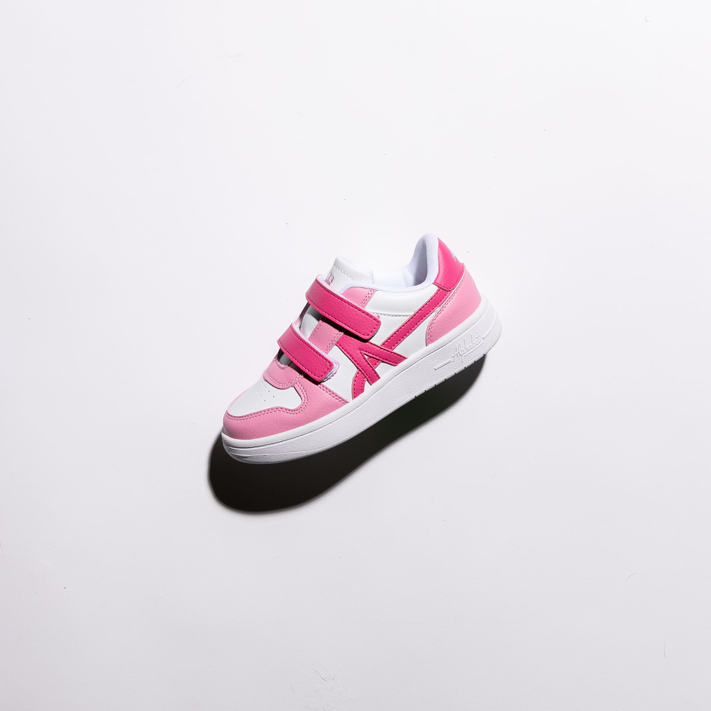 Wattles White/Pink — Front